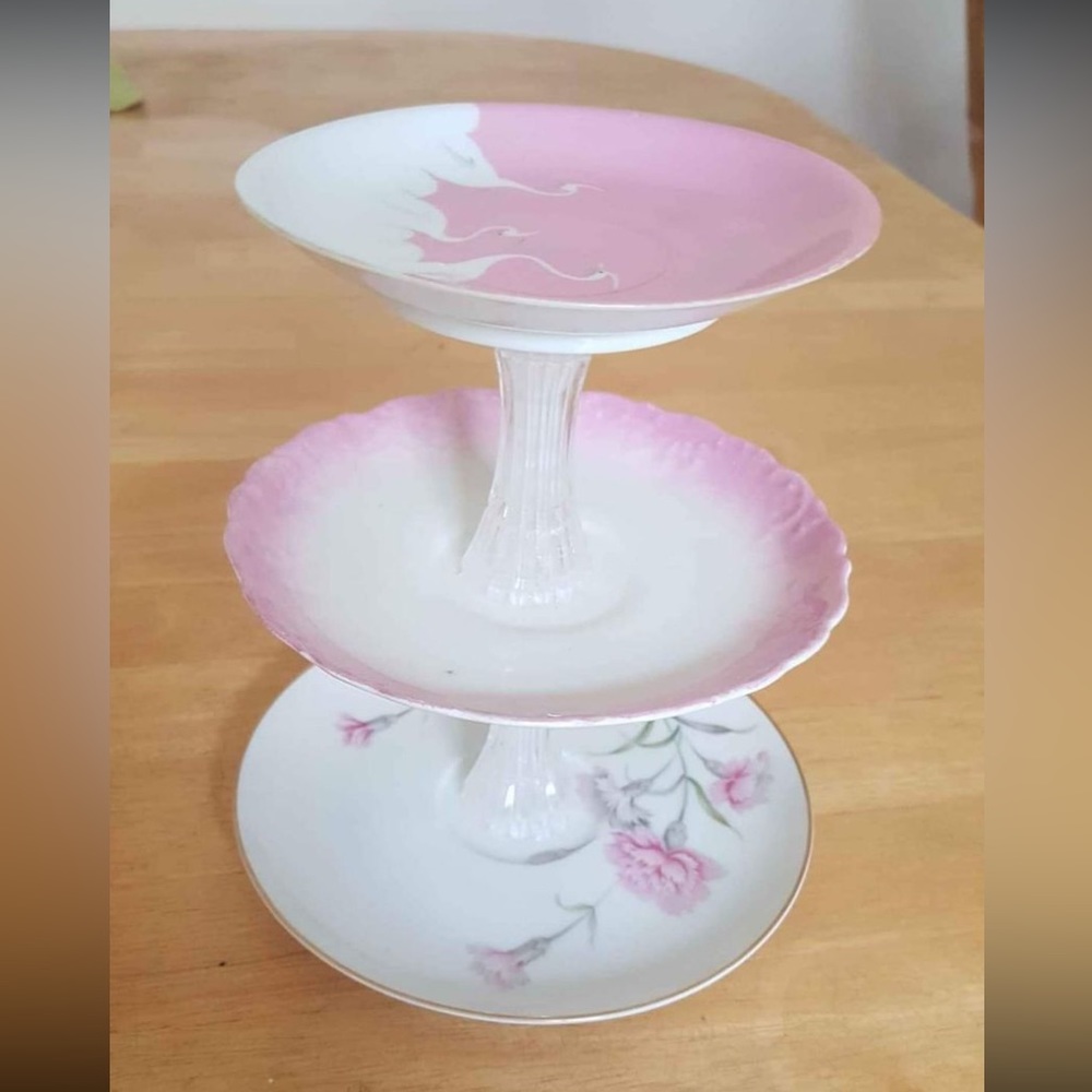 Beautiful Vintage 3 Tiered Shabby Chic Mini Cake Stand
